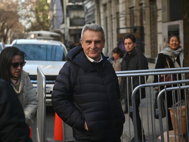 “No es soberanía comprar aviones que no sirven para disuadir a los ingleses por Malvinas”: la dura respuesta del exministro Agustín Rossi a las críticas de Milei