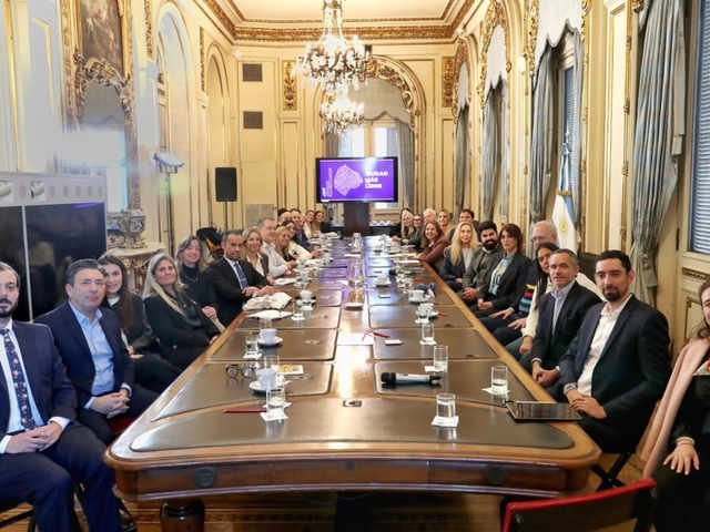 Karina Milei reunió a los legisladores porteños de LLA y avanzó con la estrategia de campaña para 2027
